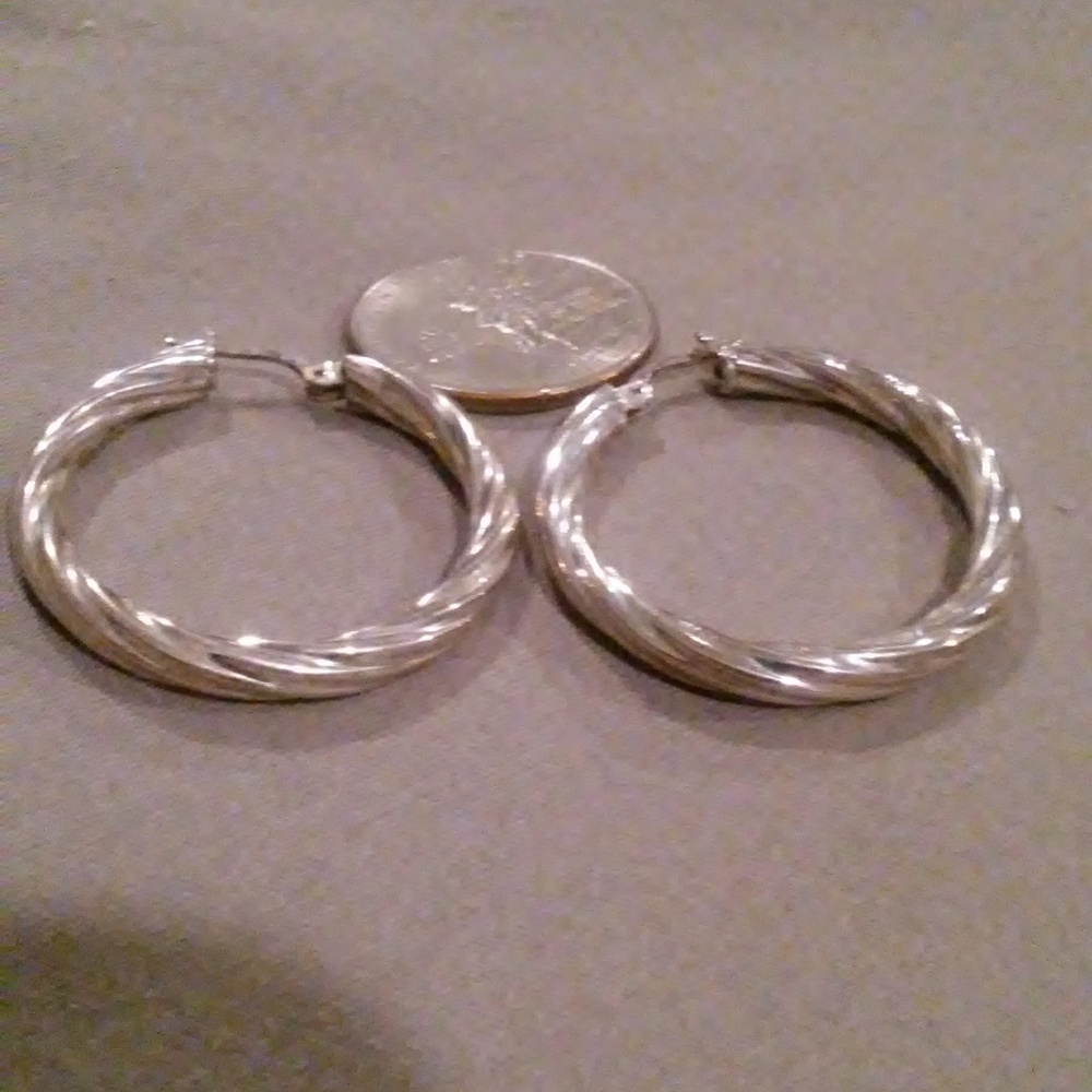 Solid sterling silver - Picture 3 of 3
